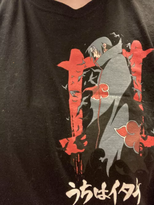 Travel attire must always be nerdy to attract other nerds!