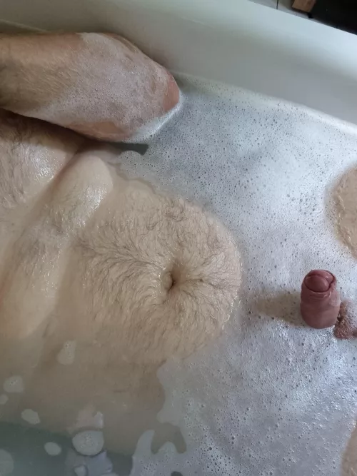 Wet horny and exhausted from work 🫠