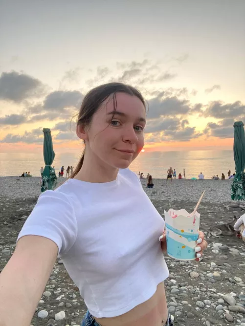 Which ice cream do you like more?