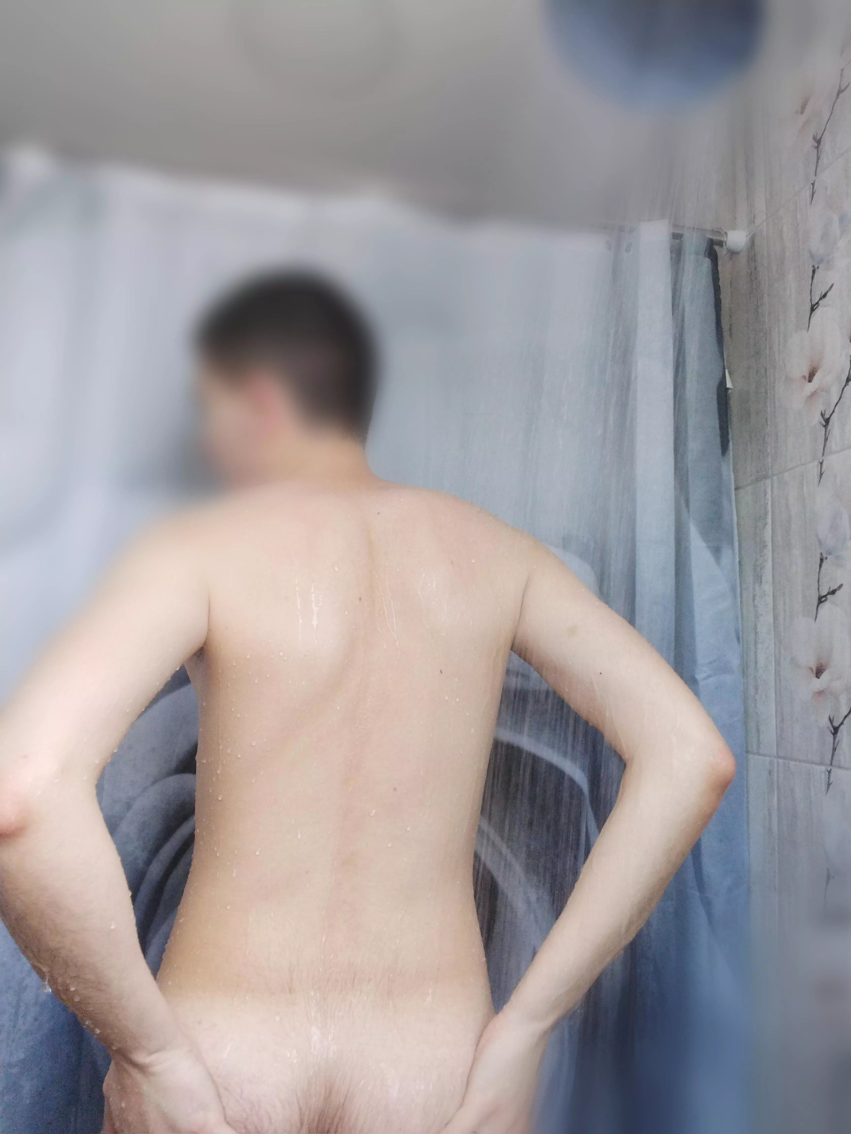 Will you rub my back with the sponge? 25% off 🔽💦