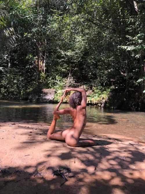 Yoga in nature ✨🥰🧘🏽♀️
