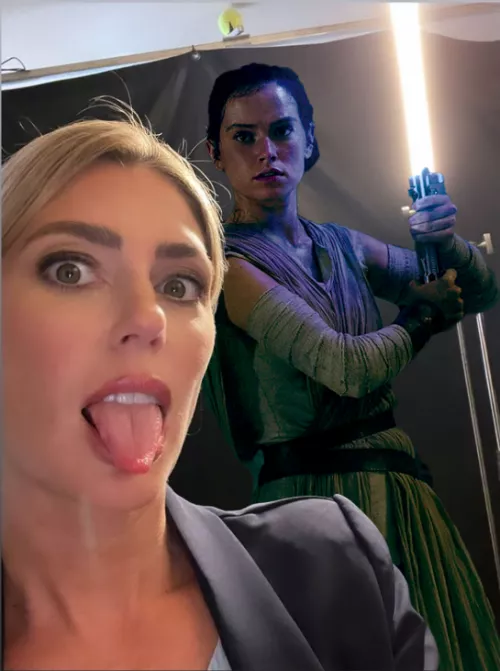 You may have seen Diora in front of a light on set recently. This is what I saw.