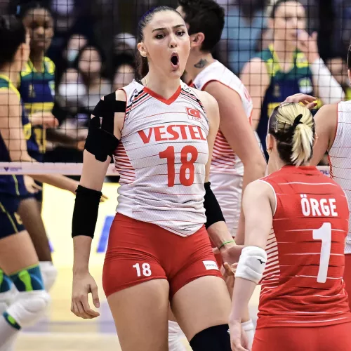Zehra Gunes - Turkish National Team
