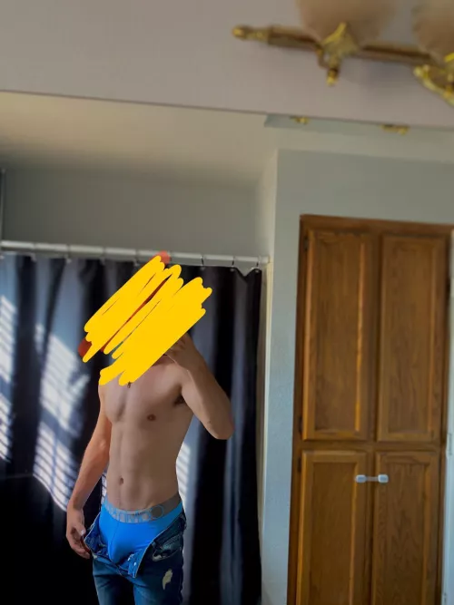 27 m USA j_smith956789 any good boys on? Fit dad or little bros hmu. Pits are hot