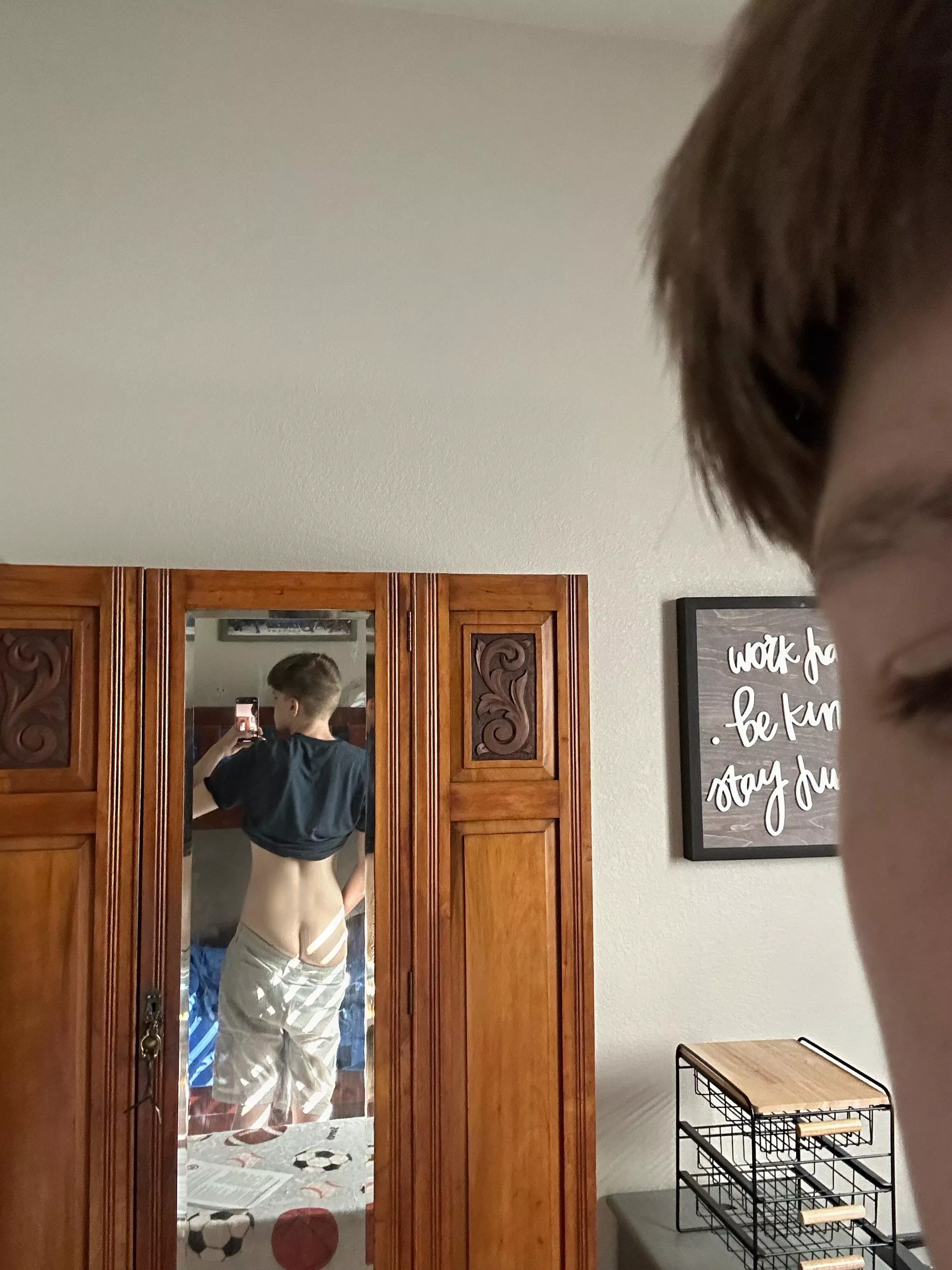 A sneaky little peek 😋