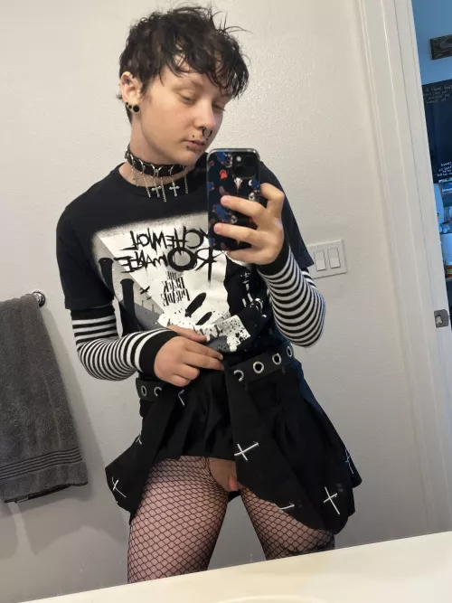 emo boi of ur dreams??