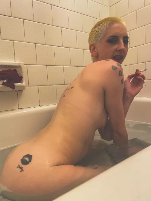 Enjoy a cig with me?