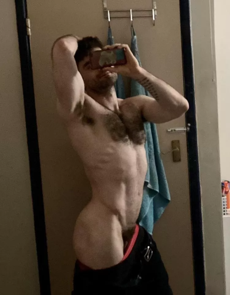 Hips cocked, pits out, sass fully on show