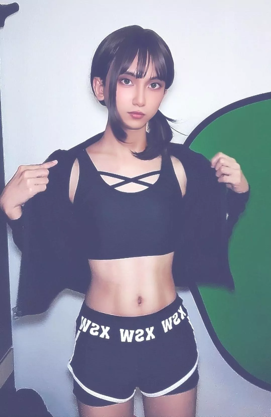 How you like my outfit?☺️🤭👚🩳💅