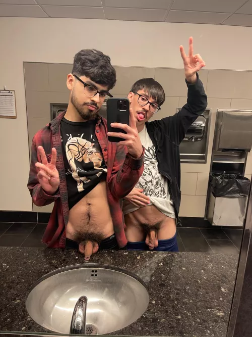 How’s it hangin’?