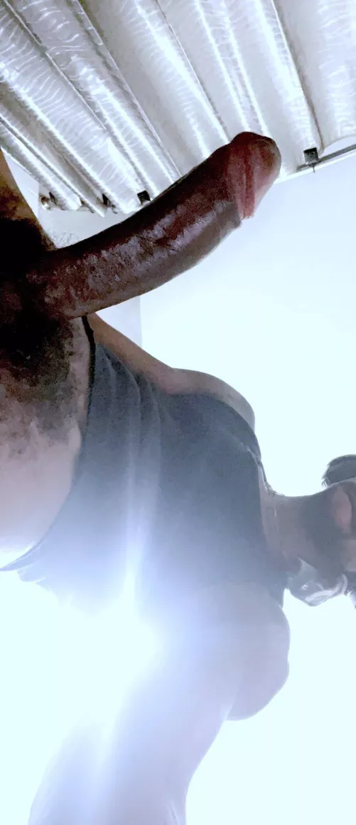 I ain’t cut, it just pulls back nicely.