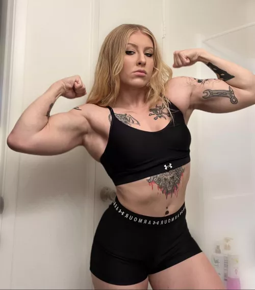 These tight shorts been lately giving me some eyes in the gym 🙈