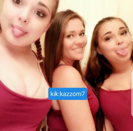 ur friendly neighborhood e-doms ^_^ ask for our menu. kik : kazzom7 (joi femdom anal , sph , Cam , vids , sexting , roleplay )