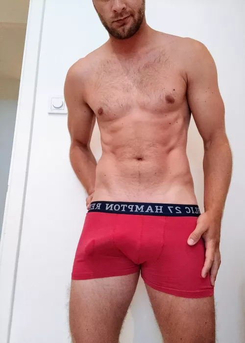 Wanna grind my bulge?
