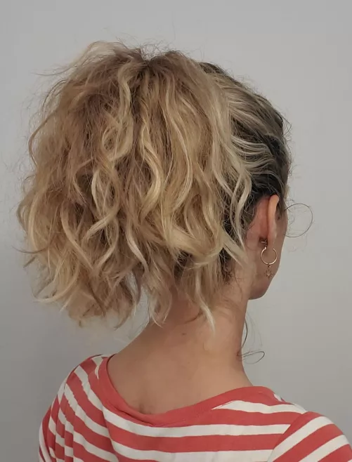 Big, wavy ponytail