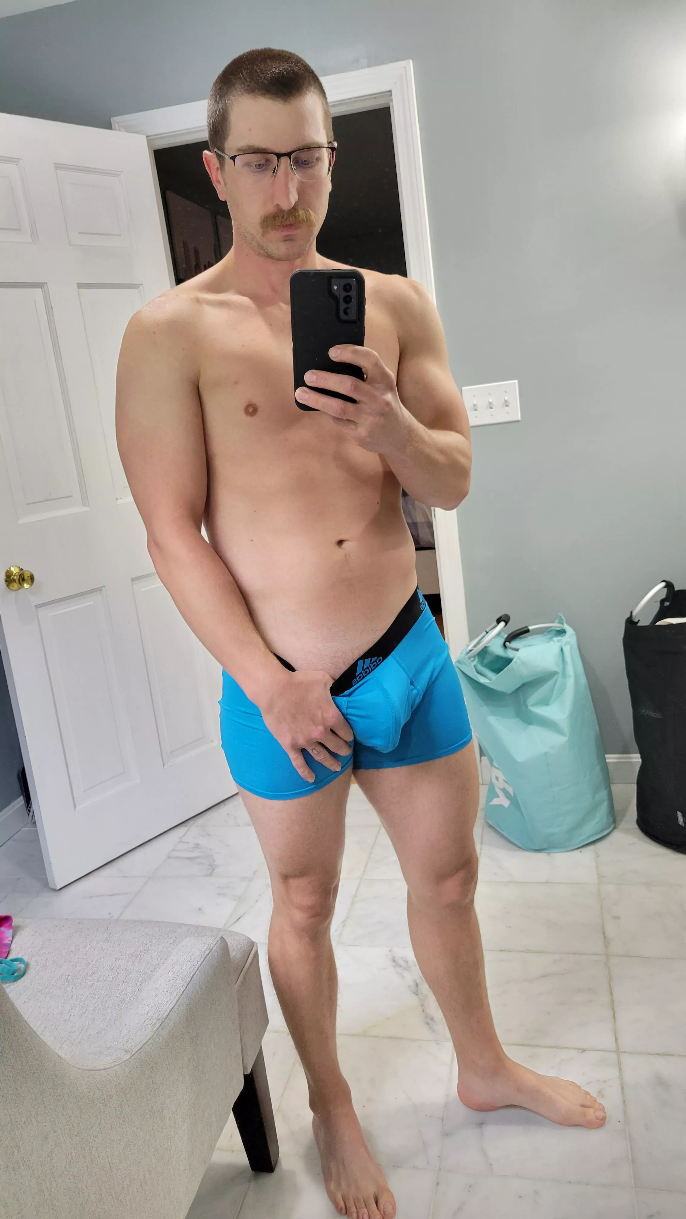 Blue matches my eyes 😁