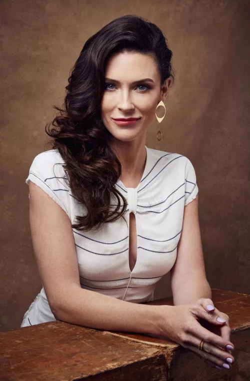 Bridget Regan