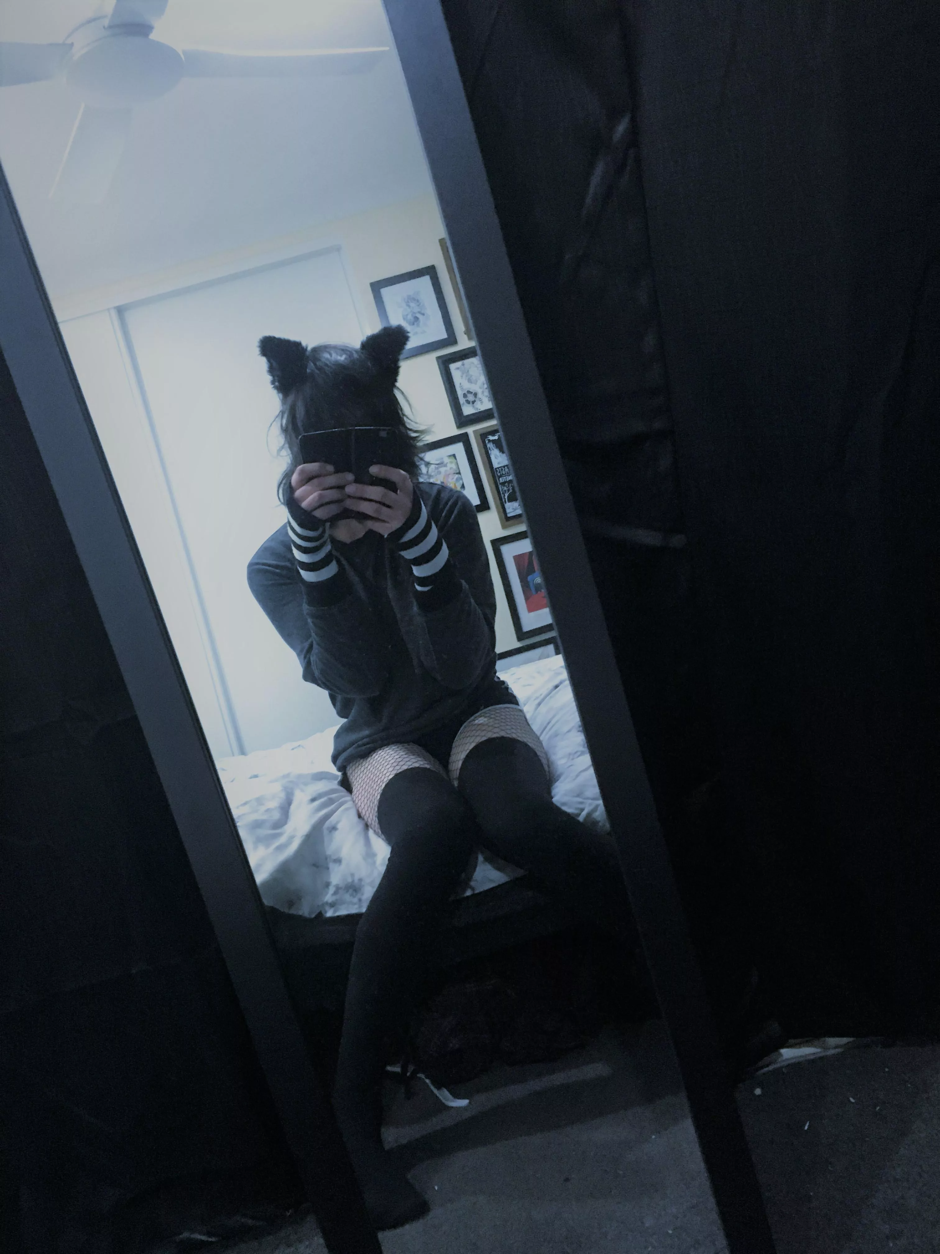 Catboy requires head pats please and thank you 💜