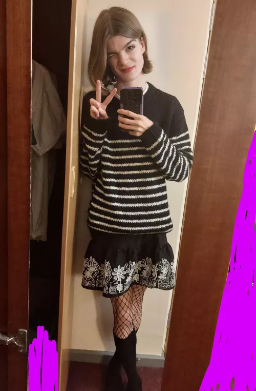 do u like my skirt? :3