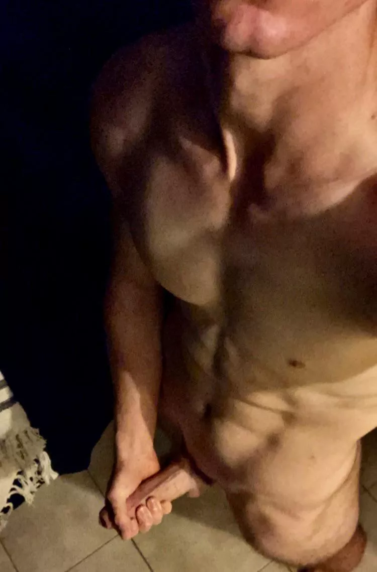 Ever fucked an Aussie before. Would you like to?