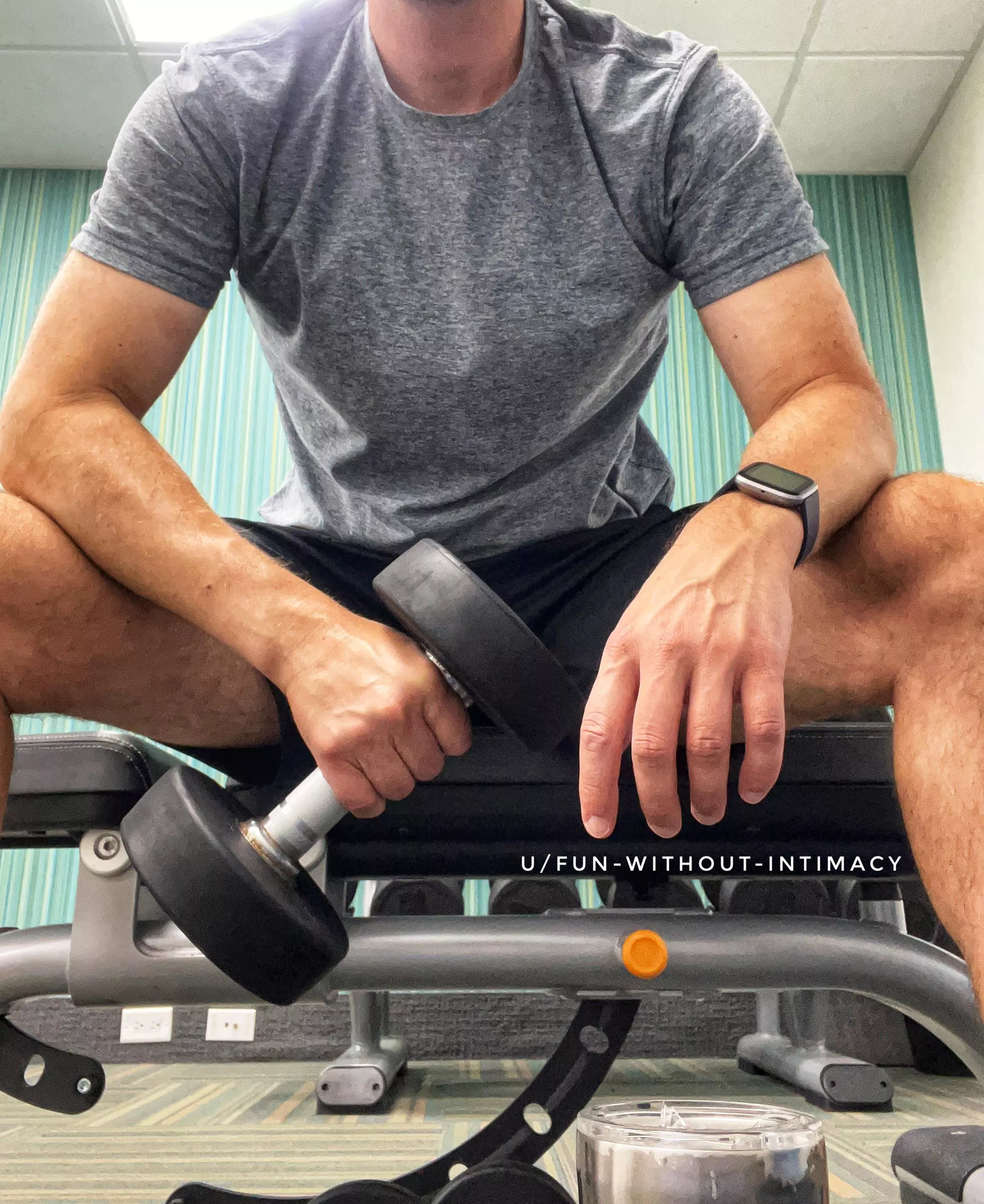 Hope this mild hotel gym shot brightens your weekend