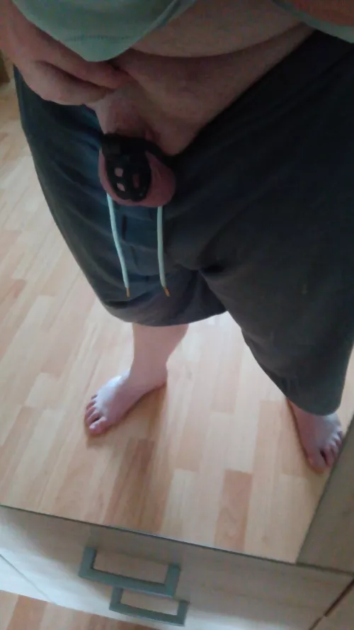 I edged myself for about an hour and then locked my self up, I'm planning to stay locked for 10 days. What is my punishment if I don't make it 😳