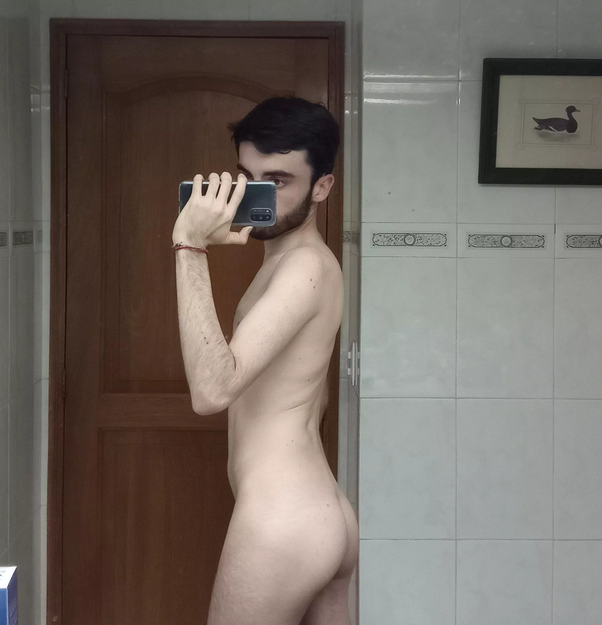 I think i just died as a twink, am i an otter? 🥺