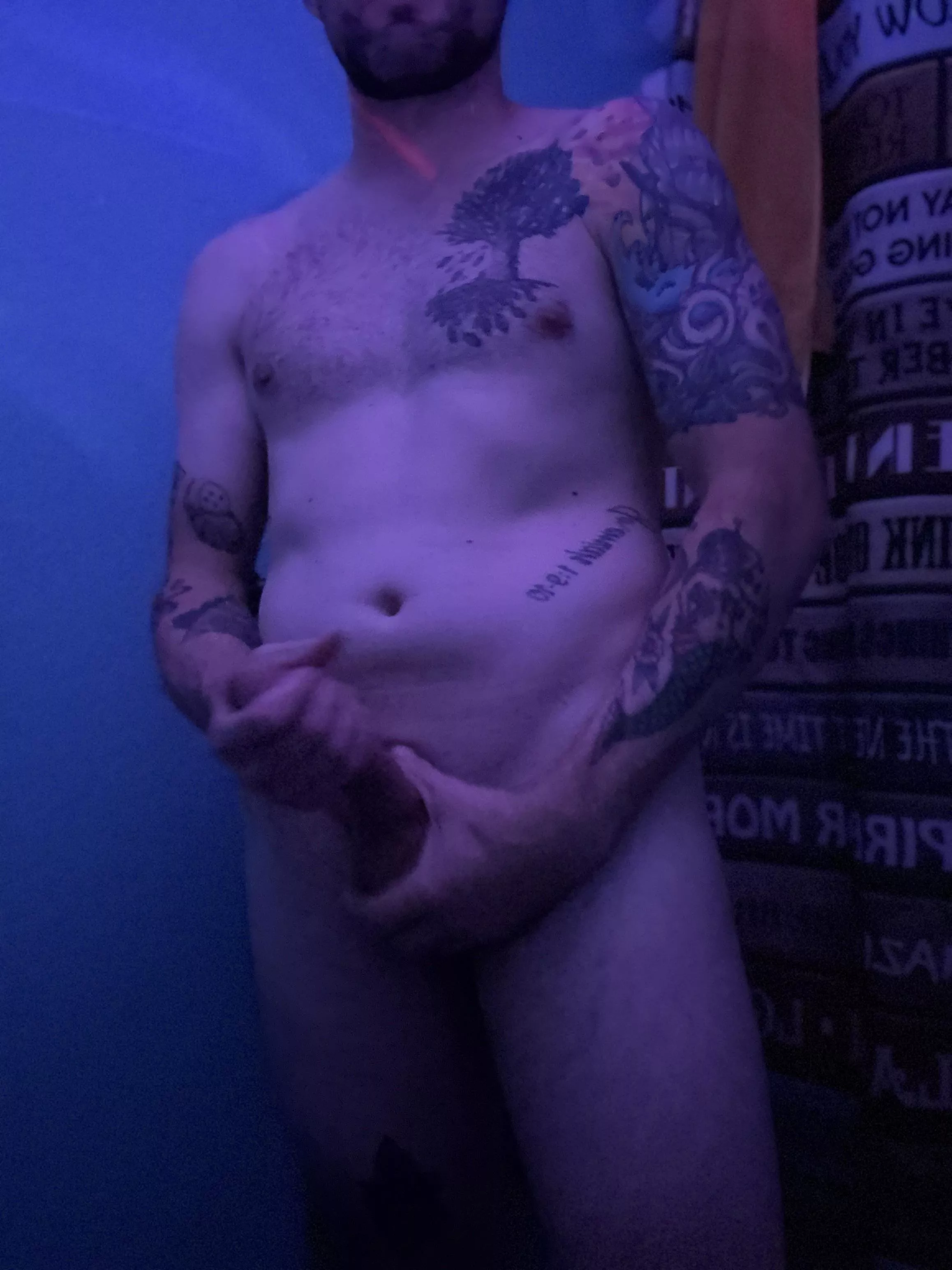 I’m about the atmosphere 😉 calming, who wants to relax with me?