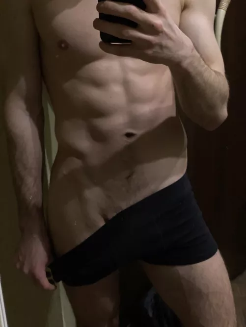 I'm new here 👀🖐