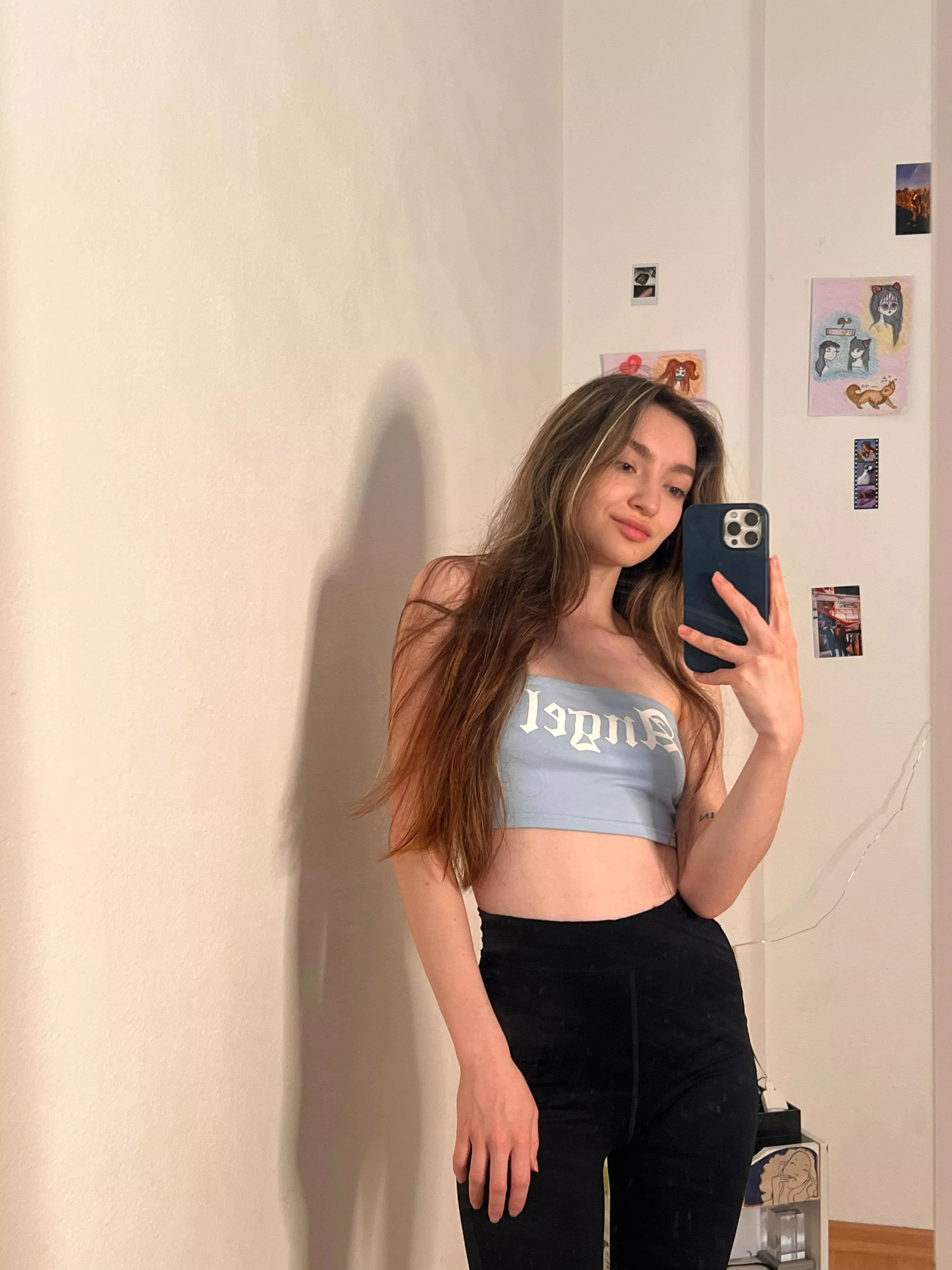 Less clothes, more crop tops 😍