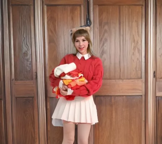 My first photo shoot at friends house, enjoy your weekend