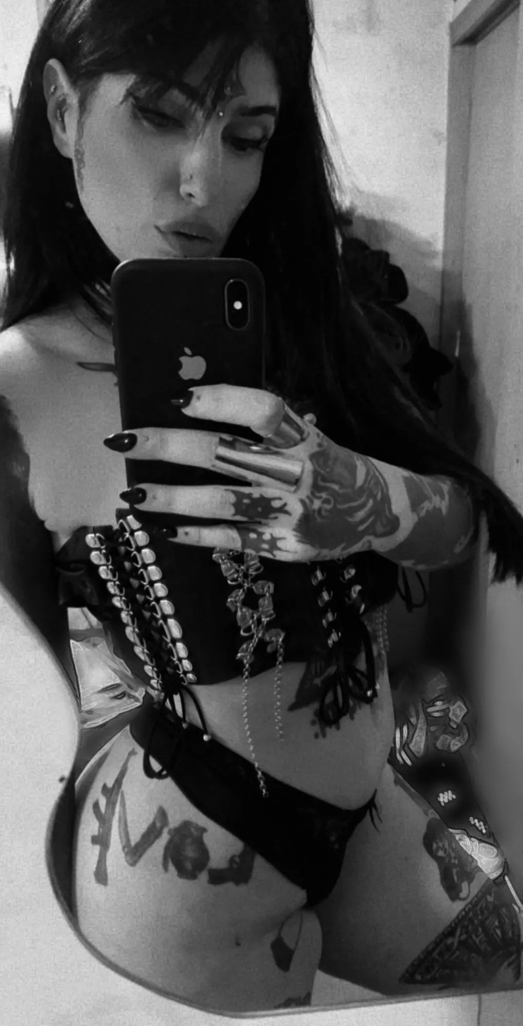 My first post here! 🖤