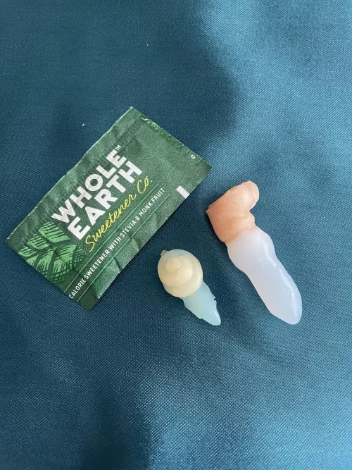 Need help identifying two mystery teenies