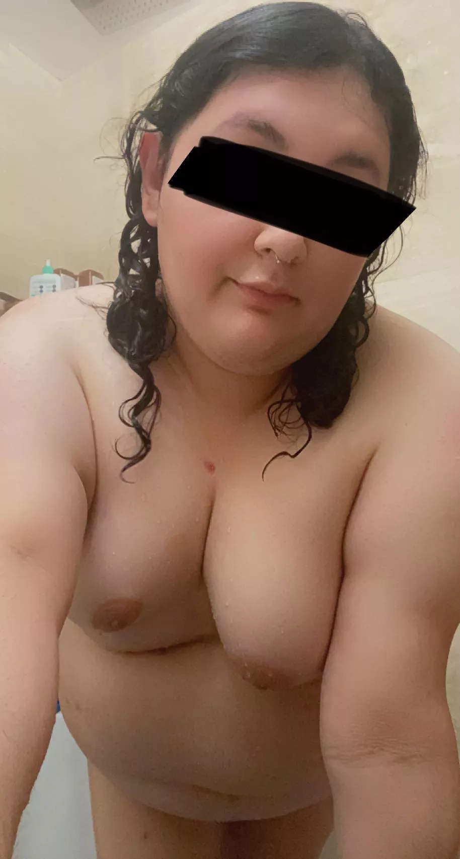 Need some steamy bath time fun 🫧👅