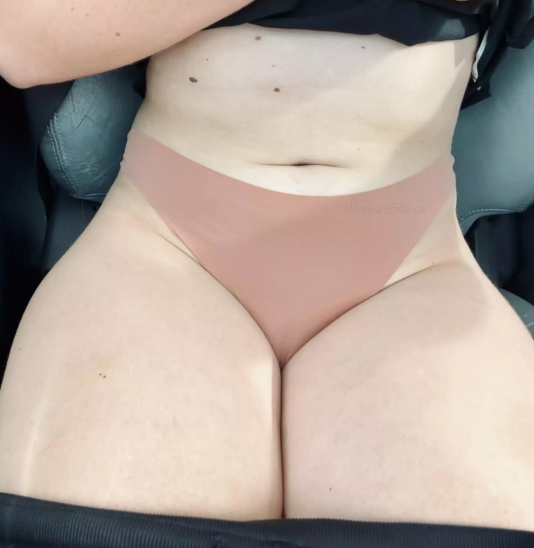 [selling] Happy Friday! Who wants to help me out of these panties? 😉💕 [pty] [vid] [oth] [pic] [small] [US] [Florida]