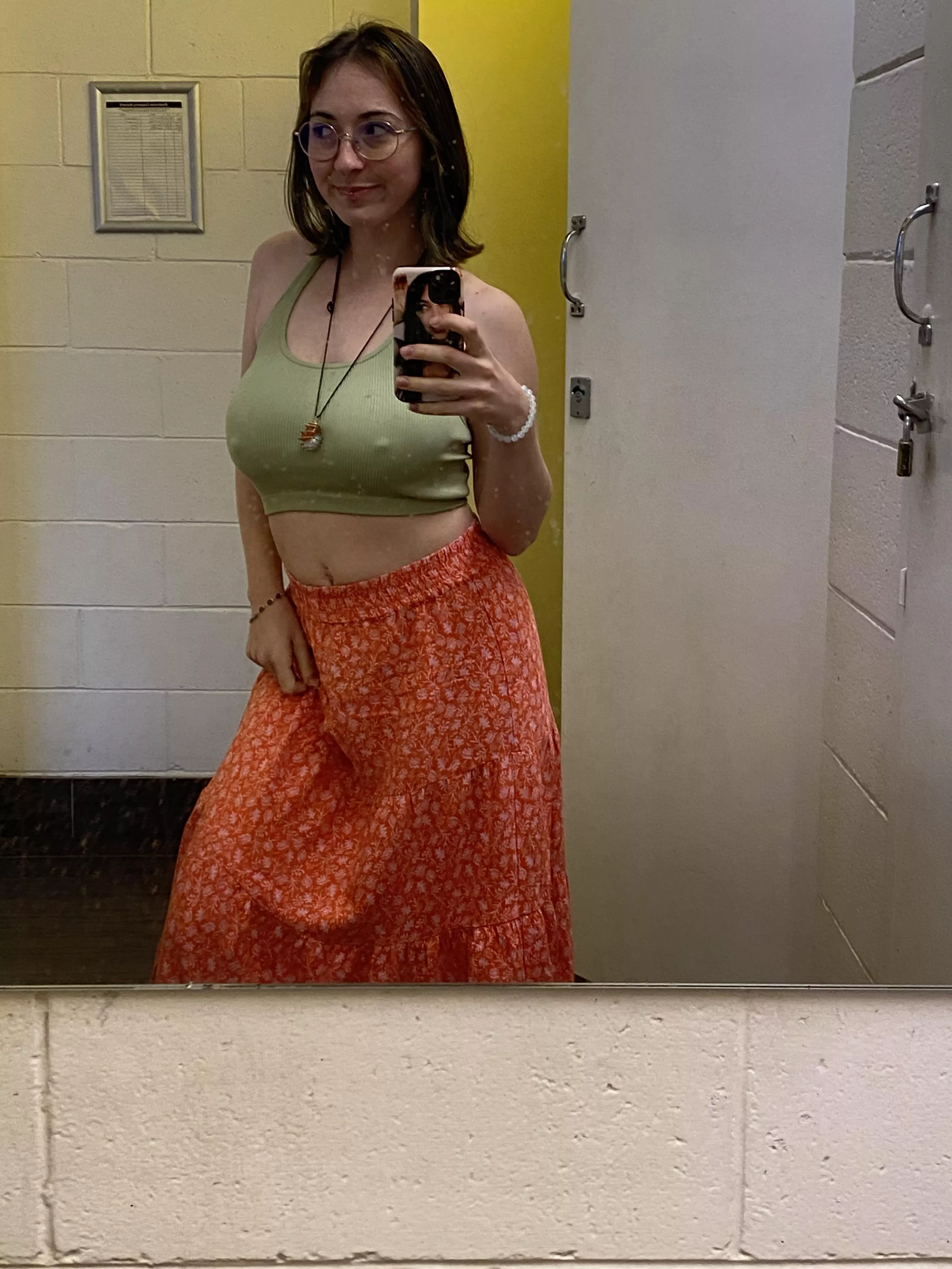 Serving you everything but chill during this Aussie winter 🥶 [f]