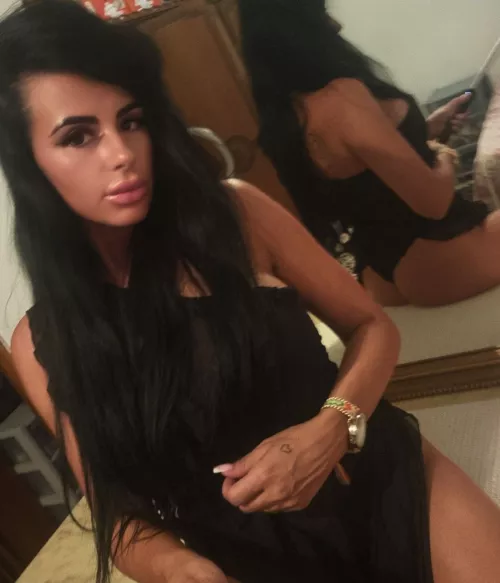 You pulling out or cumming deep inside mommy?