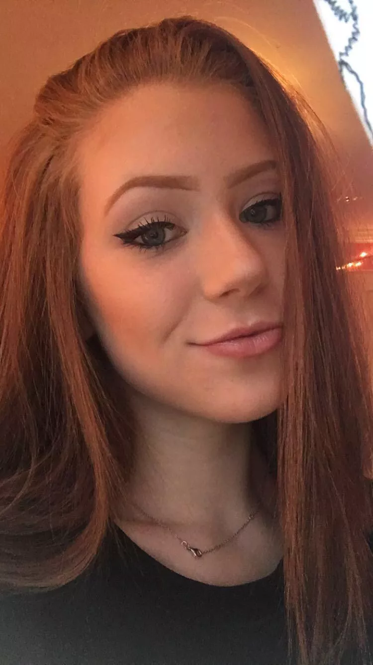 [18f] Looking for a military girl or a couple.