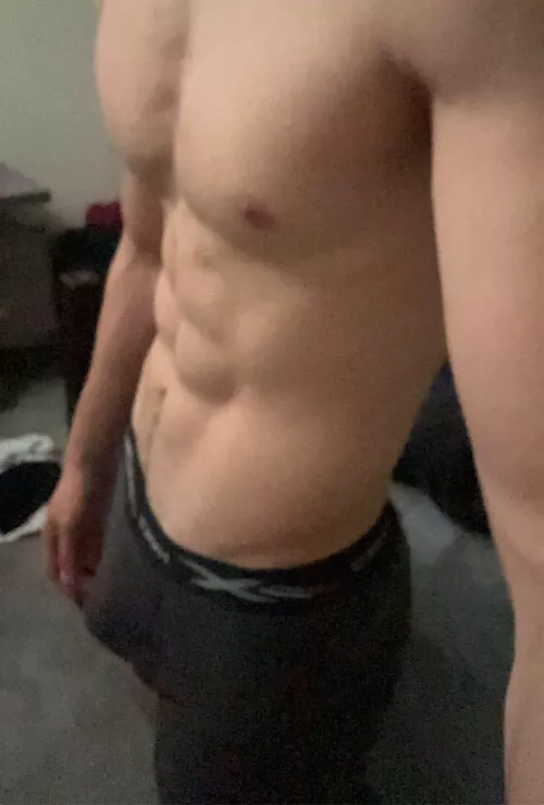 19 usa muscular for same. hmu with pic @linanto552