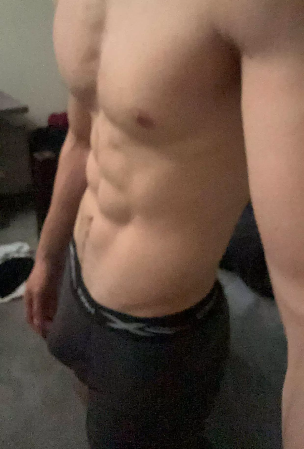 19 usa muscular for same. hmu with pic @linanto552