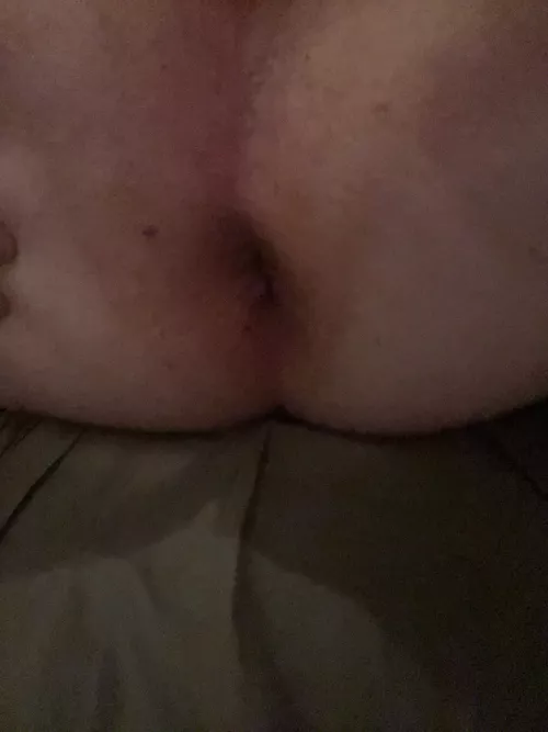 21 M Bottom. Anyone want to start a groupchat where we can enjoy everyone? Dm me for snap