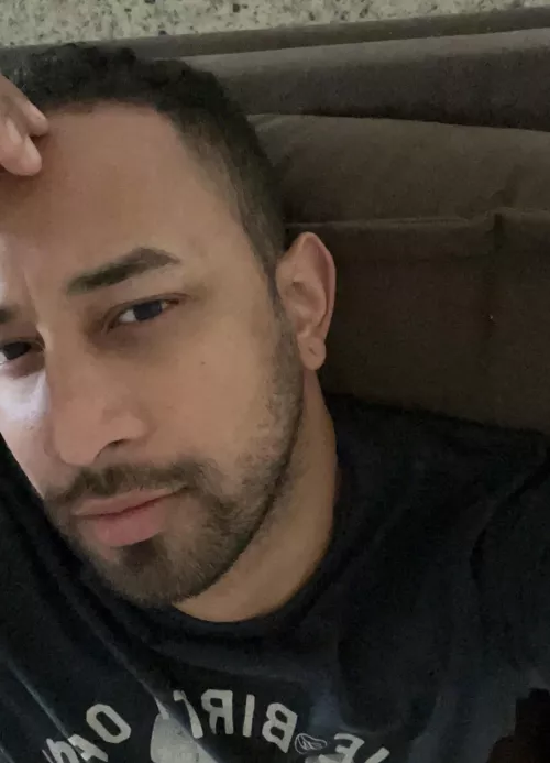 26 m bored... no filter or haircut 🤣✌🏽