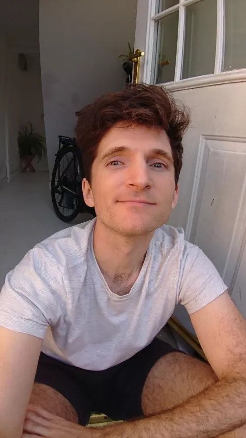 36 UK, anyone want to chat?