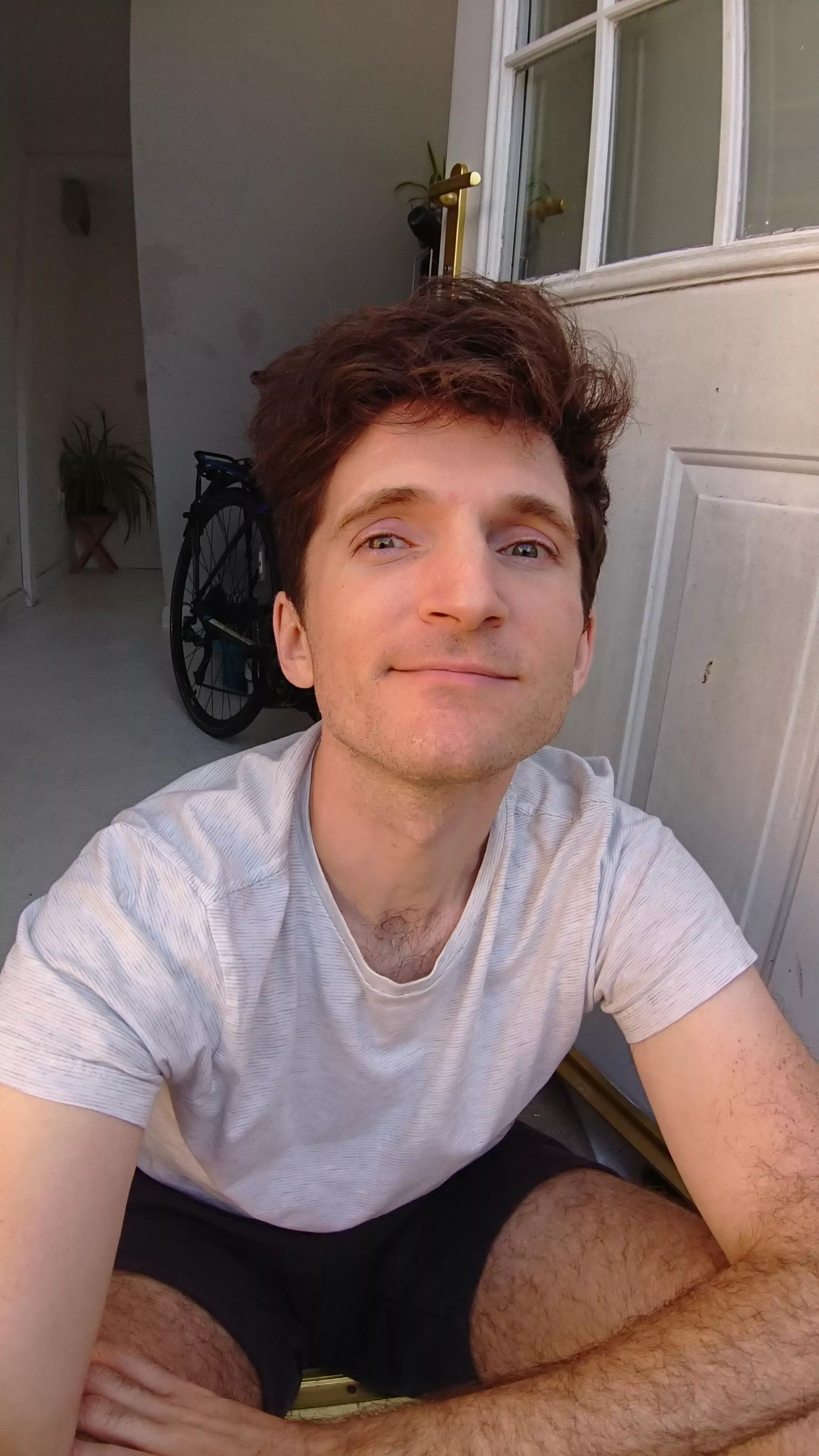 36 UK, anyone want to chat?