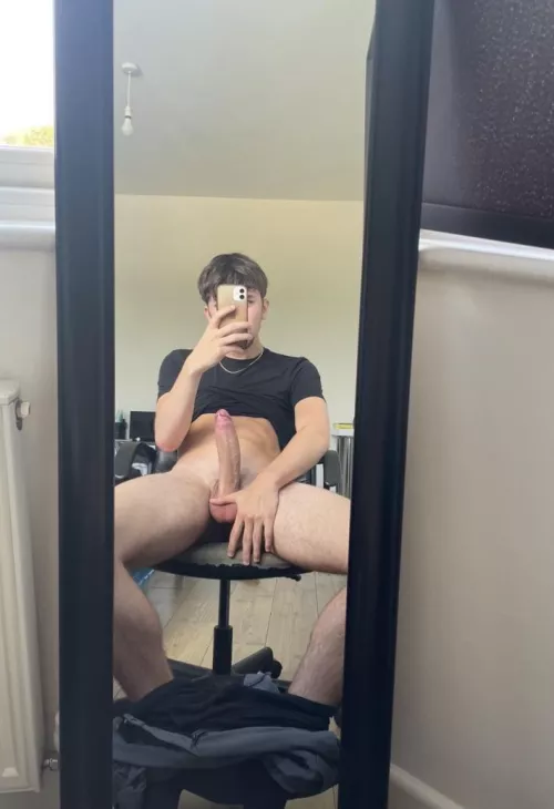 Be honest, does a lean guy with 8+ inches turn you on?