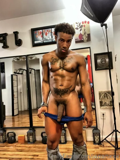 Blaque Prince w/ Tattos 👑