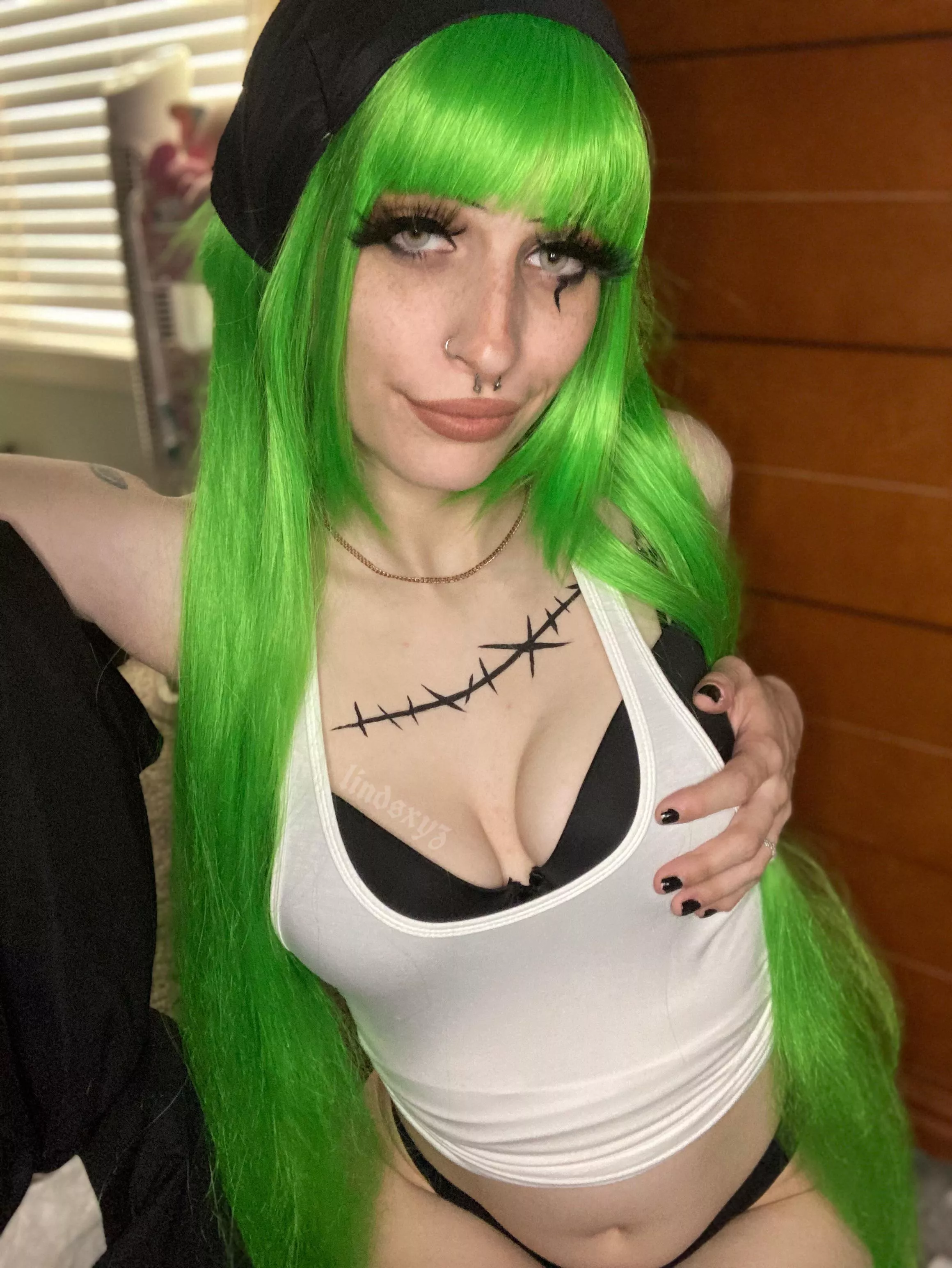 Come over & watch anime with me!