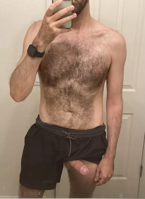 Daddy’s supposed to be working out but