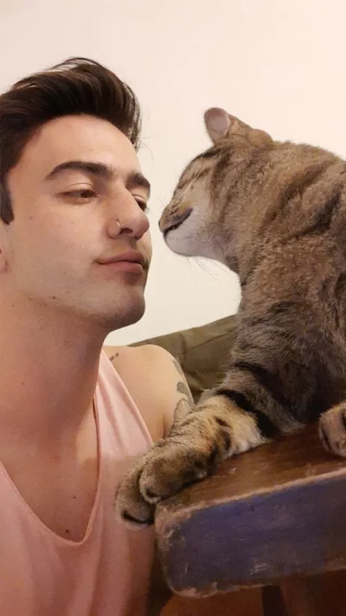 Have an amazing weekend bros!!