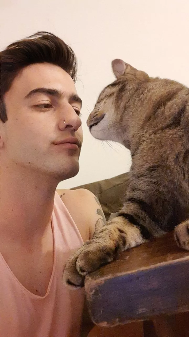 Have an amazing weekend bros!!